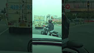 So cute ! But cut in line  #viral #funny #motovlog #trending #top #motorcycle #cute #bikelife #bike