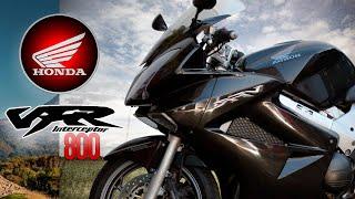 Honda VFR 800 Спортбайк или турист?Мотоцикл с самым надежным двигателем.