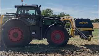 Front hopper + Evolution toolbar, an alternative solution for direct strip till cereal drilling