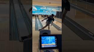 Striking at Airport Lanes  #bowling #strike #short #bowlersmart @BowlersMart @stormbowling