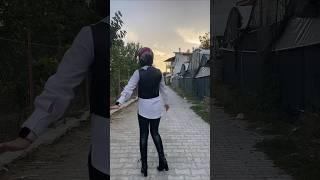 türbanlı deri tayt