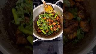 Super tasty boneless chicken roast recipe|| #chicken #bhagiskitchen #ytshorts #shorts #viralvideo