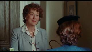 Meryl Streep - New Julie & Julia Clip - Cooking Class