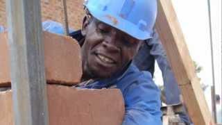 Best Compressed Earth Block Machine - Dwell Earth - Compressed Earth Block Experts .m4v