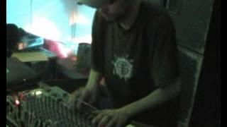 TTC Woxo]   Live @ Synergie (03 04 2004)