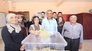 Voters cast ballots as polling stations for Turkey's election open