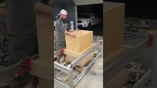 115,000 VOLT Harbor Freight assembly table. |The Lift Column|