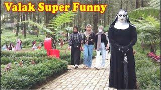 Hantu Valak kocak..!! The Nun prank meriah