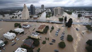 California, USA is under water! River overflows leaving cars floating in Santa Rosa