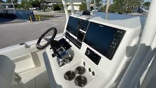 2008 Silverhawk 2700 CC - For Sale with HMY Yachts