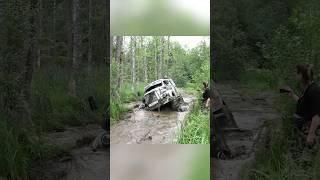 Как он это делает?  #бездорожье #газ #offroad #4х4 #джип #грузовик #дальнобой #вездеход