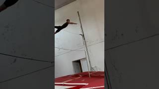 #sports 12 steps #bg 3,80 #polevault