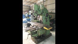 Vertical Milling Machine - TOS