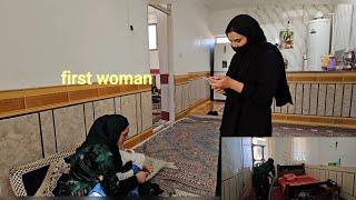 The effort of Iran's first nomadic woman to work and provide for her children's living expenses