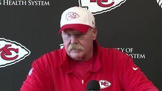 Chiefs HC Andy Reid on D.J. Humphries' injury: 'Take it day by day'