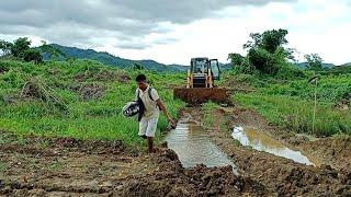 SHANTUI SD16 Bulldozer Road trace Rainy Season Madness,,