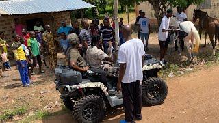 Plongée dans l’univers de Sheyi Emmanuel Adebayor : visite exclusive de sa ferme de Lavie