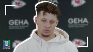 Patrick Mahomes JOKES Andy Reid is "getting kind of SKINNY" for his Santa Claus COSTUME