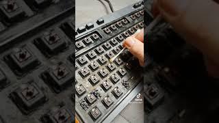 How to clean a Mechanical Keyboard