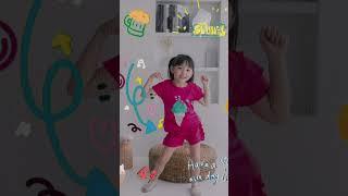Setelan Diana dengan sablonan cantik dan bahan yang adem bikin sikecil makin nyaman