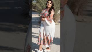 Dubai Beautiful Princess Walking on Date palm garden #dubai #princess