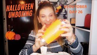 HALLOWEEN UNBOXING - VLOGTOBER DAY 26