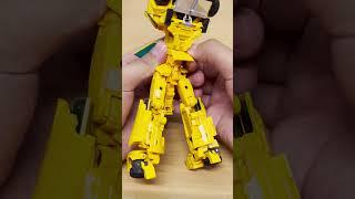 Alex &  | Transformers Masterpiece Sunstreaker MP 39 Takara
