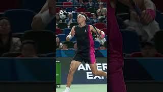 Shelton SLAM DUNK vs Sinner 