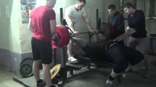 Andrey Konovalov 385 kg benchpress