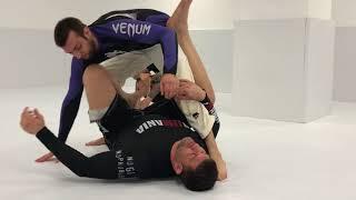 Kristian Cestaro - свип из халф-гарда (sweep from half guard No Gi (many details!)