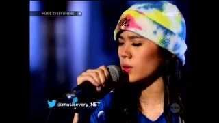 "Sheryl Sheinafia with Looper and Martin LX1E" Music Everywhere Net TV