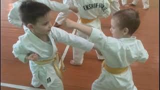 СУПЕР ИНТЕРЕСНЫЕ тренировки по каратэ. SUPER EFFECTIVE KARATE workout. Kobudo. Karate for children.