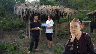 The Poor Boy's Land Was Confiscated, The Shop Owner Gave Him a Gift, The Lady Was Waiting for Thanh