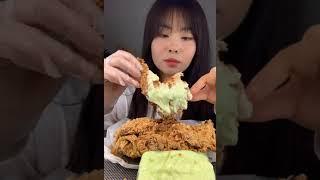 Crispy Af Fried Chicken #satisfying #asmr