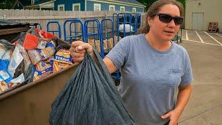 Dumpster DIVING GRAB BAG SCORE | Its Trash Day In WEALTHY NEIGHBORHOOD