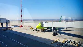 Взлёт из Владивостока в ясную погоду над Кневичи на Airbus a320neo s7 airlines