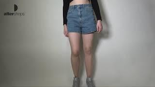 LEVI'S® HIGH LOOSE SHORTS