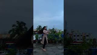 Pata Jhora Bristi by Monisha Das #danceshorts #dance #bangladance #rainyday #explore #chaplin
