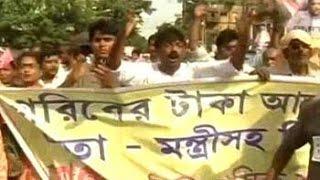 Saradha scam: Mamata remains mum as protests against her grow louder