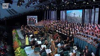 Christopher Tin Conducts "Baba Yetu" (Live at Llangollen)