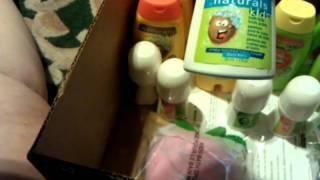 Avon Naturals KIDS 10 PIECE ADVANCE HAIR CARE PACK AND BODY WASH PACK