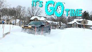 Snowstorm Showdown: Trucks vs. Frozen Fury!