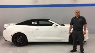 Using key fob to put the top down on a 2017 Camaro 2SS with Danny Trujillo