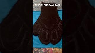 A little step by step on how I make my handpaws! Pattern by kloofsuits! #fursuitmaker