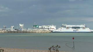 MIAH’S  LIFE IN THE UK   is live Dover port