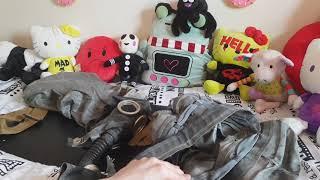 Russian IP-5 black gas mask unboxing  and close up views