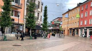 Stockholm Walks: Södertälje. Swedish street life on a rainy Monday in August