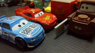 Disney Pixar Cars 3 Carl Clutchen (C3 Stock Car, Easy Idle #15) Review