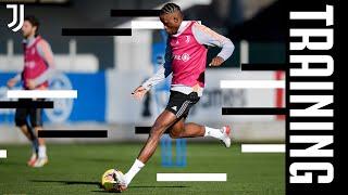  Denis Zakaria Joins up with the Squad! | Juventus Training