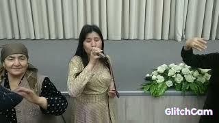 KO'ZI OJIZ QIZ KANSERTNI YORVORDI SIZ HAM BOXO BERING   Кузи Ожиз Киз Ёрворди. Nigina Navo Daverova.